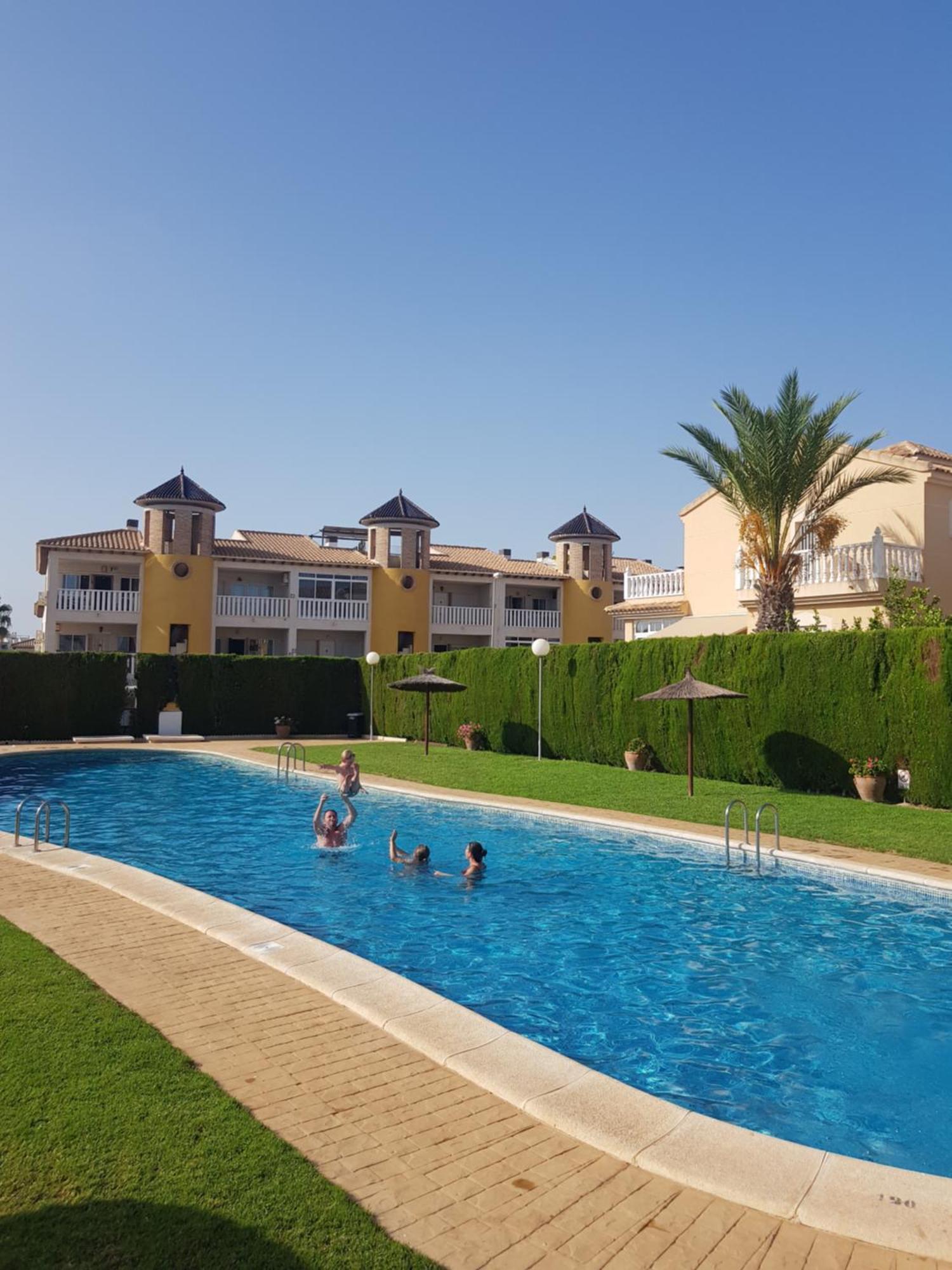 Montegolf Con Terraza Privada Los Dolses
